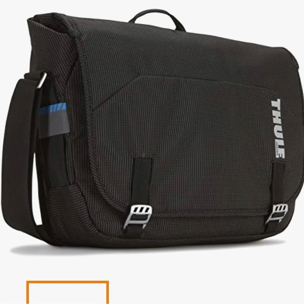 Thule Crossover TCMB-115 15.4-inch MacBook or PC Messenger Bag Ripped Handle